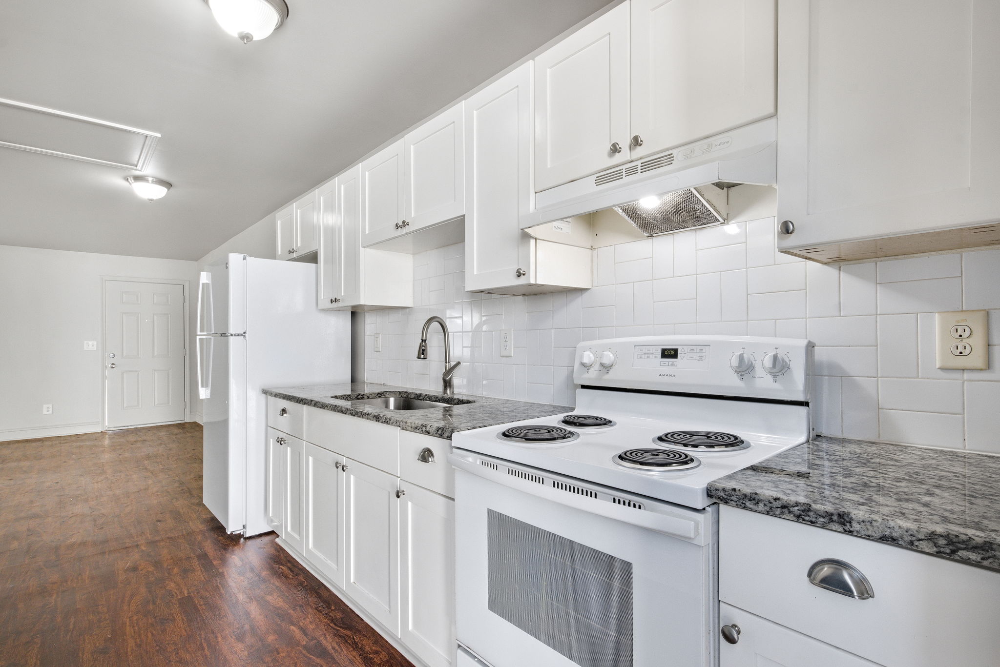 969 Forest Avenue - A2